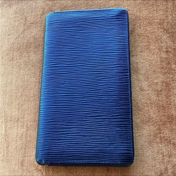 Louis Vuitton | Bags | Louis Vuitton Epi Long Bifold Wallet  display picture 1